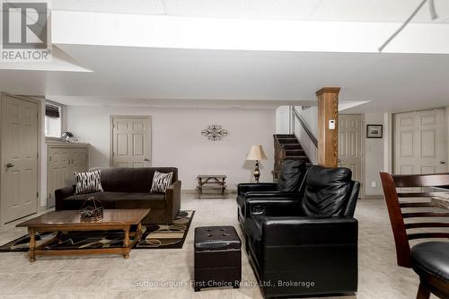 4957 Perth Road 119, Perth East (North Easthope), ON 