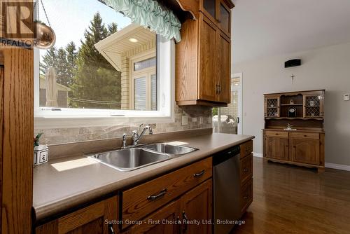 4957 Perth Road 119, Perth East (North Easthope), ON - Indoor Photo Showing Kitchen With Double Sink