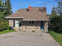 60 WEST ROAD W Huntsville (Chaffey), ON P1H 1L8