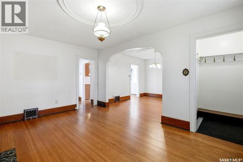 525 5Th Street E, Saskatoon, SK 