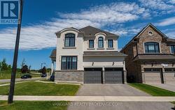 158 SCARLET WAY Bradford West Gwillimbury, ON L3Z 4J2
