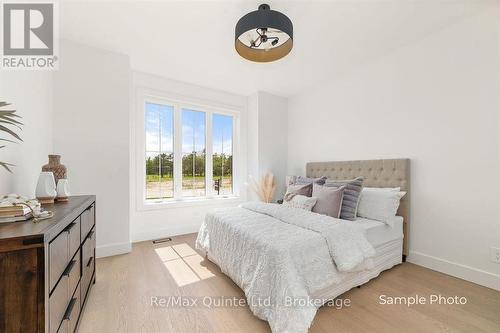 12 Deerview Drive, Quinte West (Murray Ward), ON 