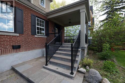 21 Cumberland Drive, Mississauga, ON 