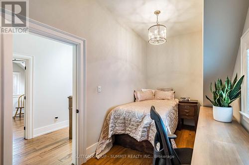21 Cumberland Drive, Mississauga, ON 