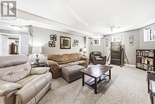 105 Pinebrook Circle, Caledon, ON 