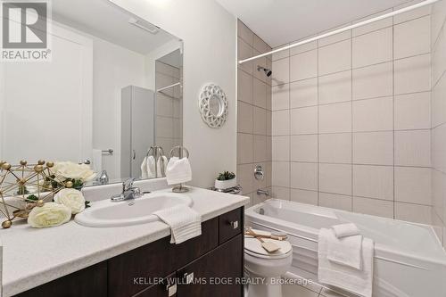 4PC Ensuite in Primary Bathroom - 408 - 112 King Street E, Hamilton, ON 