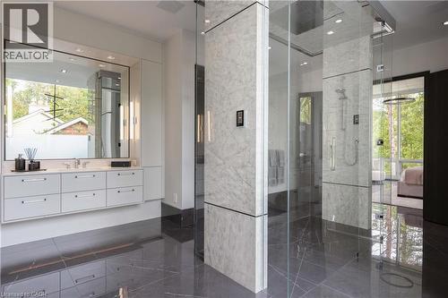865 Glenwood Avenue, Burlington, ON 