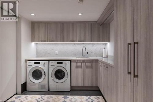 865 Glenwood Avenue, Burlington, ON 