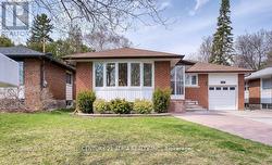 243 HARRYGAN CRESCENT Richmond Hill, ON L4C 4J2