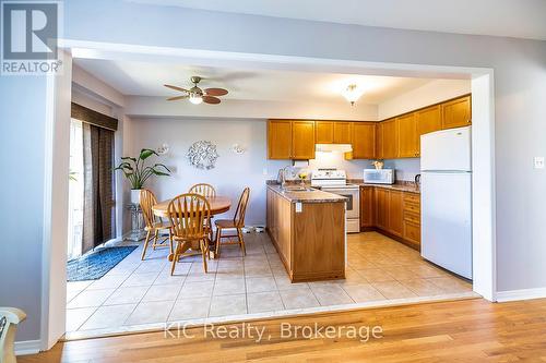 40 Puttingedge Drive, Whitby (Rolling Acres), ON 
