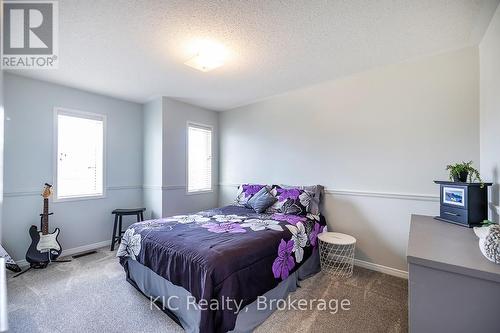 40 Puttingedge Drive, Whitby (Rolling Acres), ON 