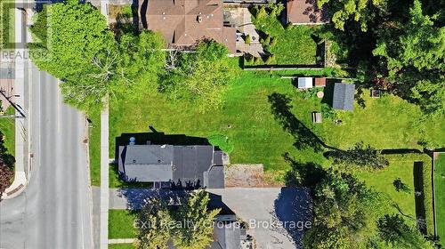 27 Young Street, Brighton, ON 
