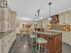 Chef's Kitchen - 