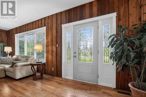 Entry - 434 High Street, Beckwith, ON 