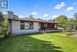 571 DAVID STREET E Gravenhurst (Muskoka (S)), ON P1P 1M1
