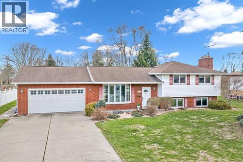 2725 BOUFFARD ROAD  Lasalle, ON N9H 1W3