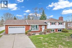 2725 BOUFFARD ROAD Lasalle, ON N9H 1W3