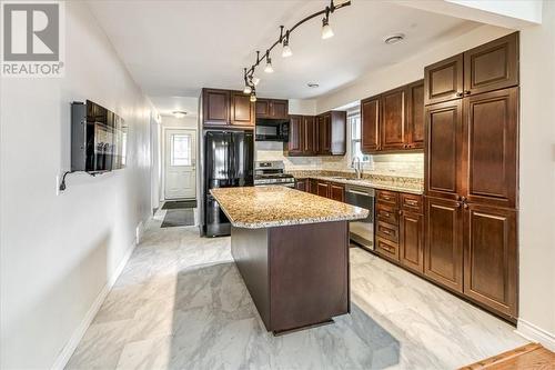 1281 North Shore Drive, Sudbury, ON - Indoor Photo Showing Kitchen