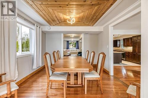1281 North Shore Drive, Sudbury, ON - Indoor Photo Showing Dining Room