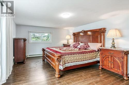 1281 North Shore Drive, Sudbury, ON - Indoor Photo Showing Bedroom