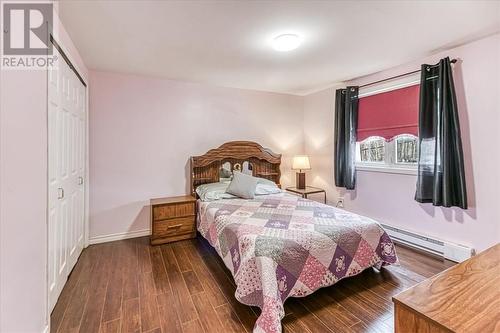 1281 North Shore Drive, Sudbury, ON - Indoor Photo Showing Bedroom