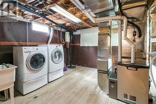 1281 North Shore Drive, Sudbury, ON - Indoor Photo Showing Laundry Room