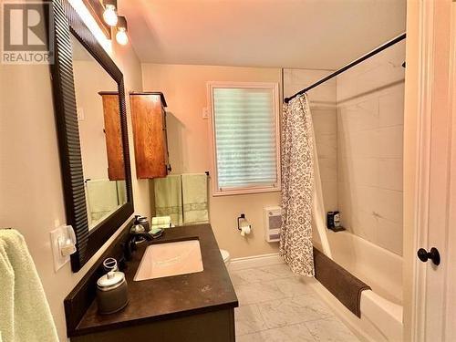 1157 Martin Road, Spragge, ON - Indoor Photo Showing Bathroom
