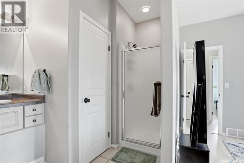 206 Carr Lane, Saskatoon, SK 