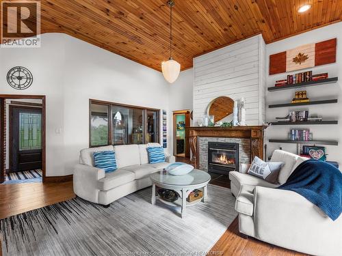 266 East Beach Road, Leamington, ON 