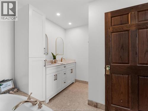 266 East Beach Road, Leamington, ON 