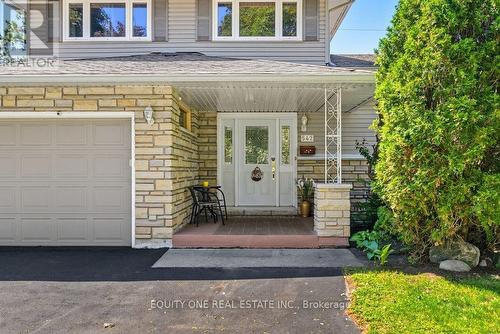 542 Sirois Avenue, Ottawa, ON 