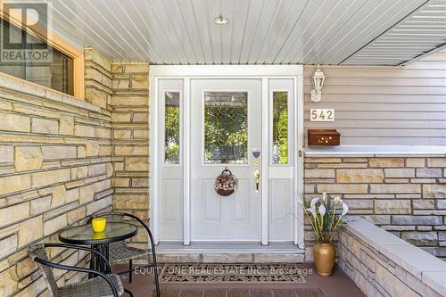 542 Sirois Avenue, Ottawa, ON 
