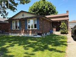 50 ASHBY CRESCENT Sarnia, ON N7S 4L6