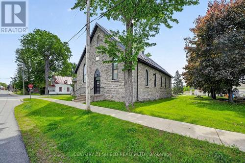 12 Maple Street, South Glengarry, ON 