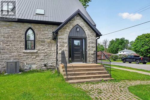 12 Maple Street, South Glengarry, ON 