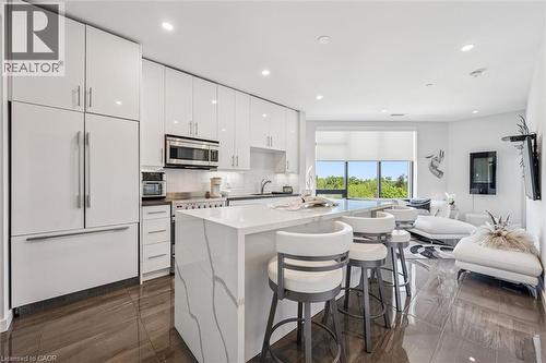 690 KING Street W Unit# 623  Kitchener, ON N2H 5L8