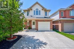 223 BUTTERCUP COURT Waterloo, ON N2V 2W8