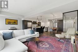 Living room third floor - 