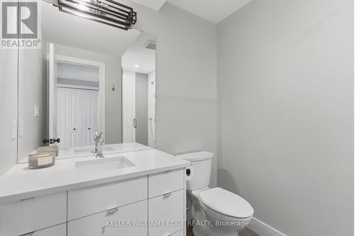 Second bathroom third floor - 389 Dundas Street, Woodstock, ON 