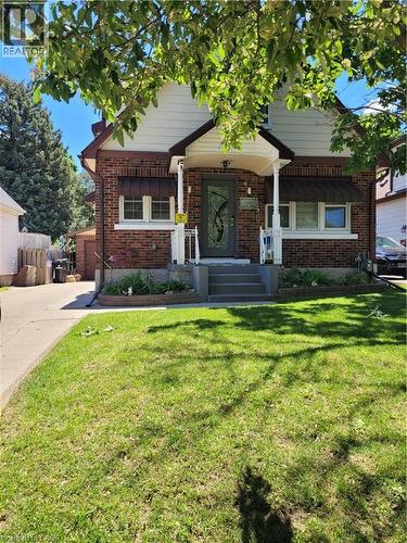 153 ARNOLD Street  Kitchener, ON N2H 6E4