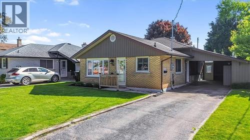 35 WEICHEL Street  Kitchener, ON N2M 2A7