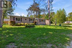 3 GOLF AVENUE Wasaga Beach, ON L9Z 1K2