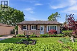 43 MCILWRAITH Crescent Guelph, ON N1E 6J4