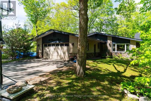 180 Clairmont Road, Gravenhurst (Muskoka (S)), ON - Outdoor