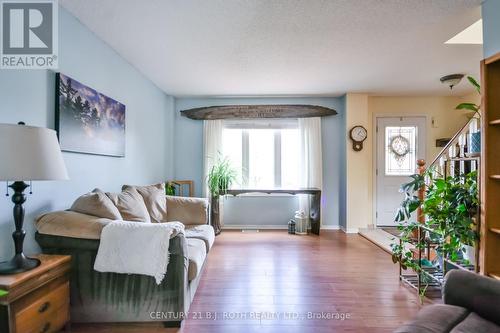42 Farmstead Crescent, Barrie, ON 