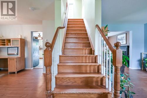 42 Farmstead Crescent, Barrie, ON 