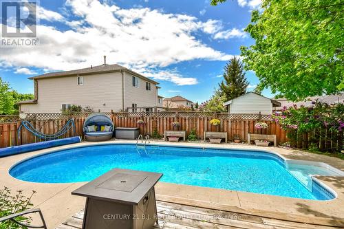 42 Farmstead Crescent, Barrie, ON 