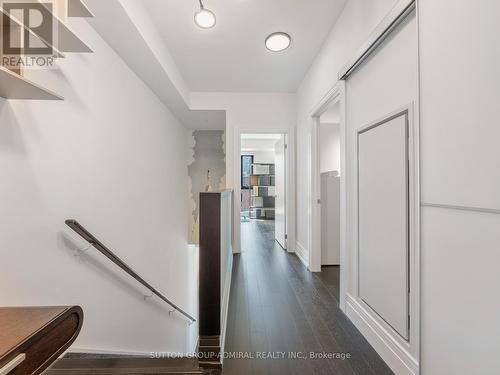 410 - 90 Niagara Street, Toronto, ON 