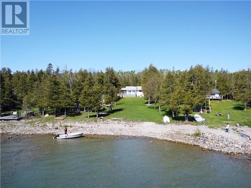 1028 Bay Estates, Nemi, ON 