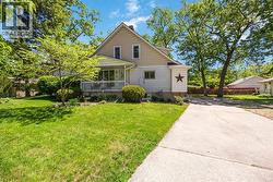 1576 MALLAH DRIVE Sarnia, ON N7V 3R5
